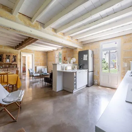 Domaine De Bayens - Piscine Privee Ferienhaus Puisseguin