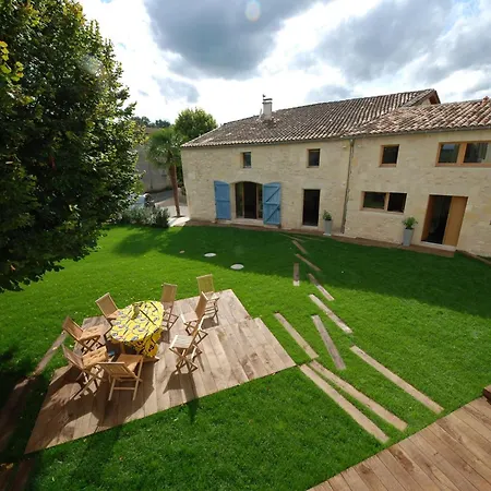 Domaine De Bayens - Piscine Privee Puisseguin